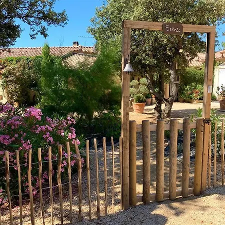 Les Santolines - A La Campagne *